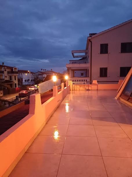 Apartmani Delas 2 Pjescana Uvala Zewnętrze zdjęcie