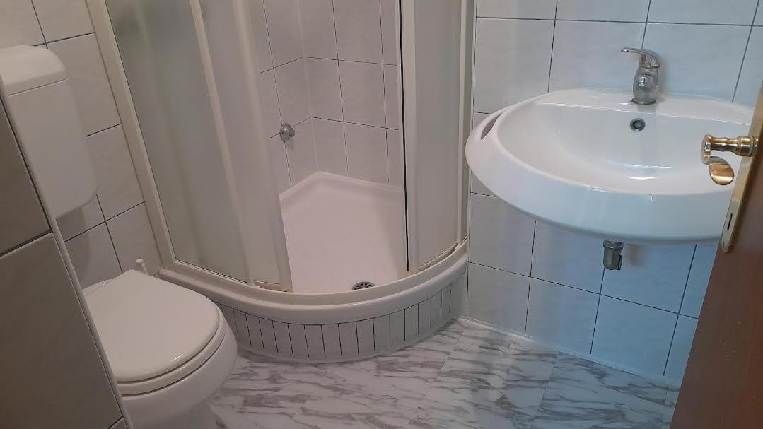 Apartmani Delas 2 Pjescana Uvala Zewnętrze zdjęcie