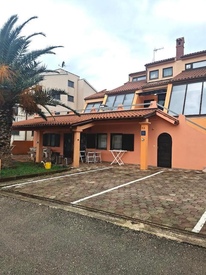 Apartmani Delas 2 Pjescana Uvala Zewnętrze zdjęcie
